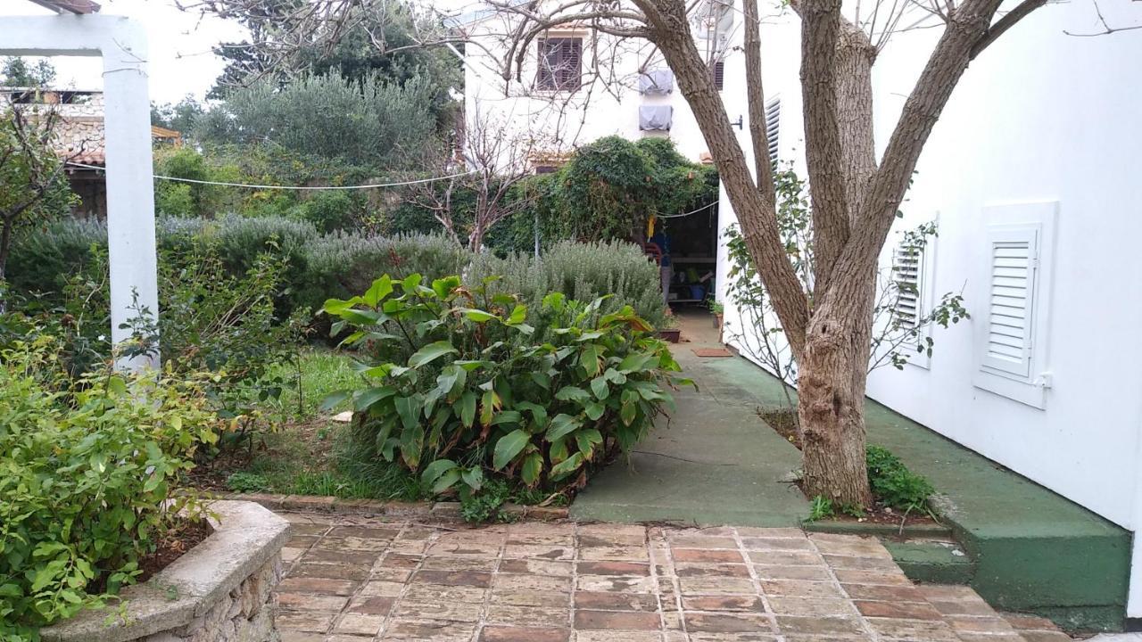 Apartments Lovor Silba Luaran gambar
