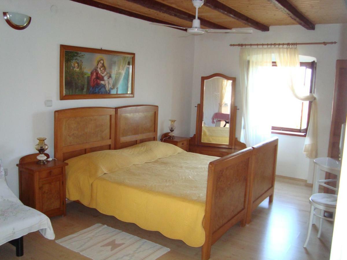 Apartments Lovor Silba Luaran gambar