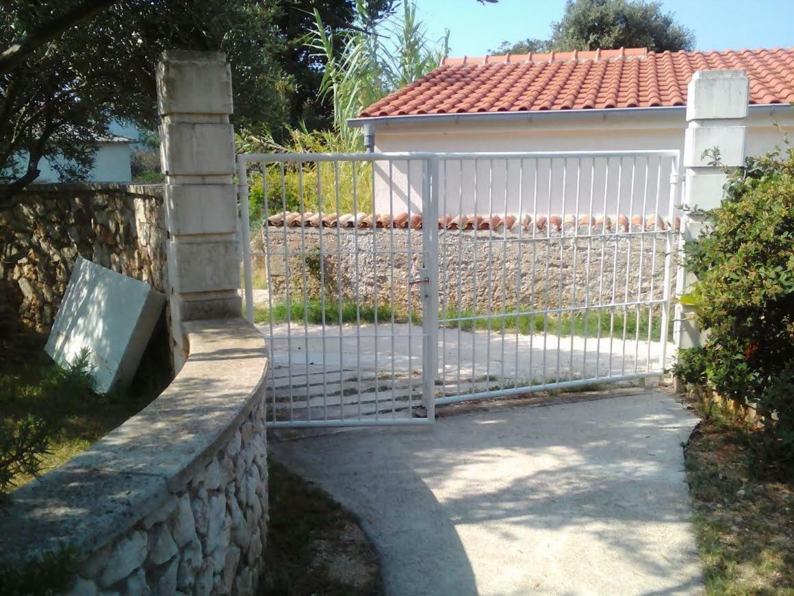 Apartments Lovor Silba Luaran gambar