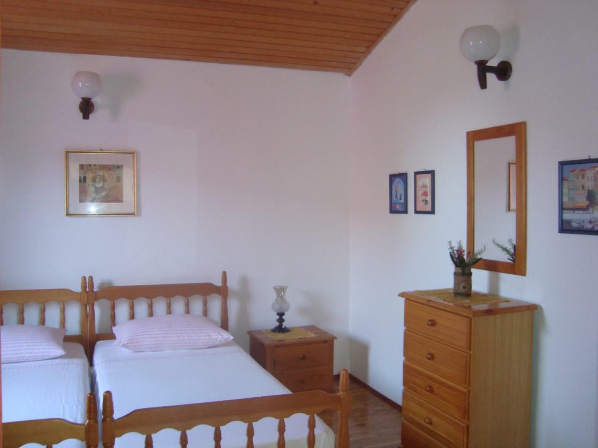 Apartments Lovor Silba Luaran gambar