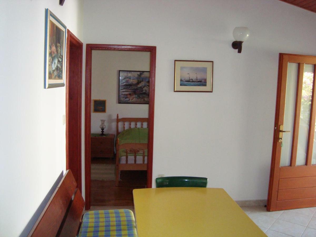 Apartments Lovor Silba Luaran gambar