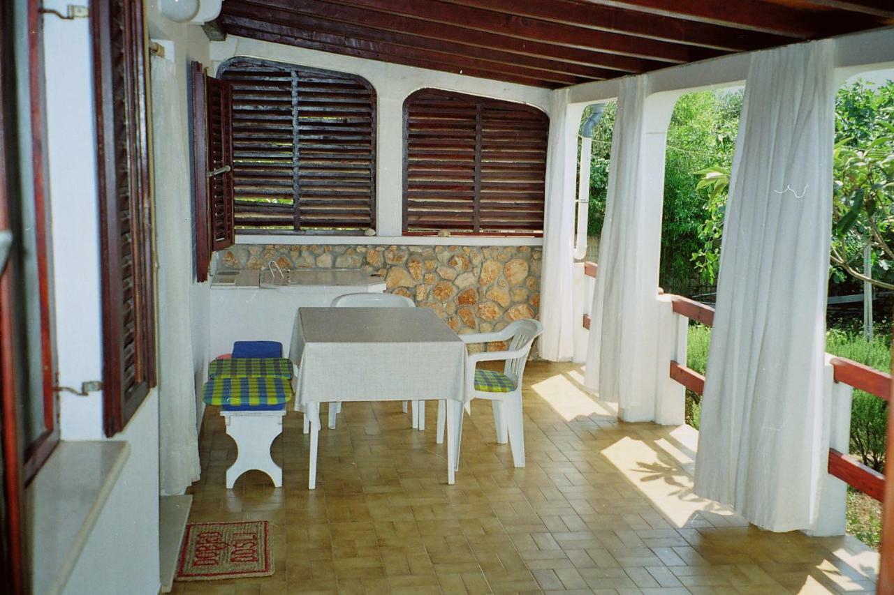 Apartments Lovor Silba Luaran gambar